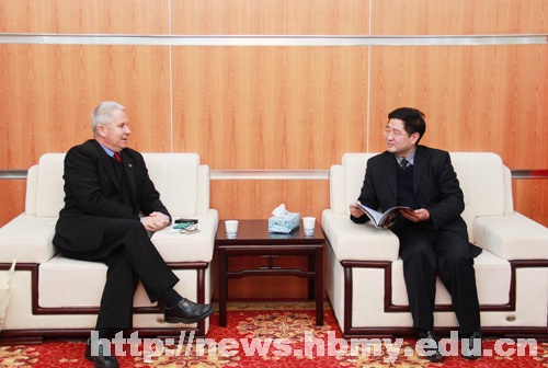 vice-president deng lei met rhys williams from victoria university of australia in march, 2012